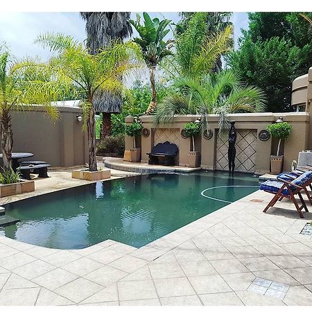 Oudtshoorn Guest House Екстериор снимка
